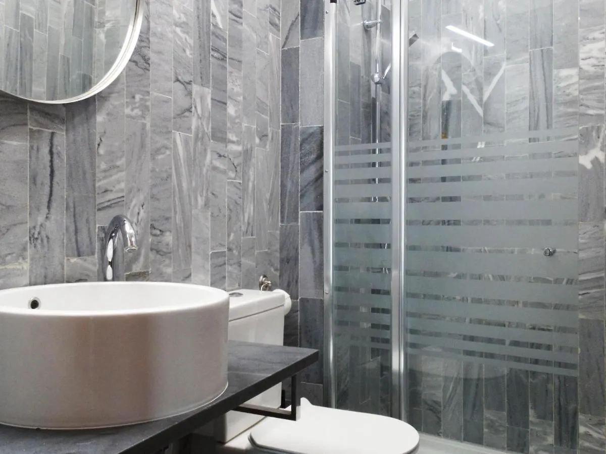 Apartamento Ry Aparcamiento Incluido Junto A Catedral Ideal Parejas Sevilha