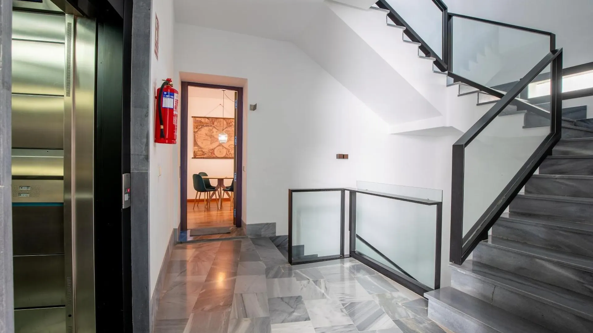 Ry Aparcamiento Incluido Junto A Catedral Ideal Parejas Sevilha Apartamento